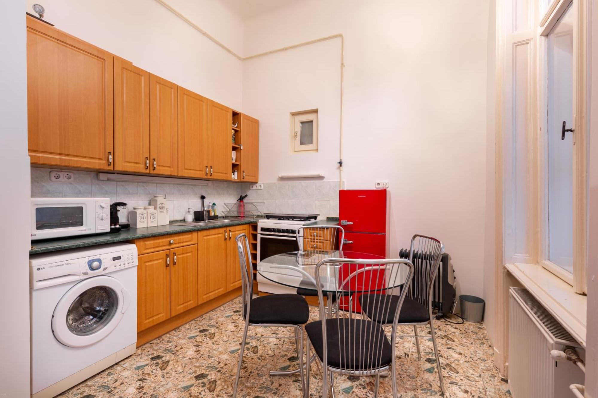 D8 Sphinx Apartman Будапеща Екстериор снимка